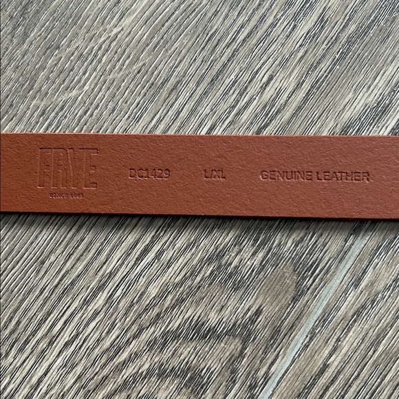 Frye Leather Belt Size L/XL BNWT - Picture 3 of 5
